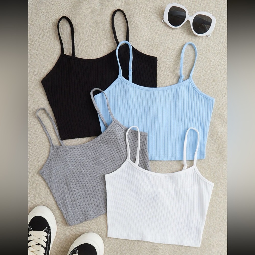 Crop tops (bundle of 4)